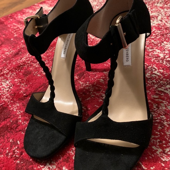 DianevonFurstenberg - Picture 2 of 5